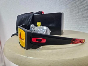Oakley x Scuderia Ferrari Mirror Herren Sonnenbrille gebraucht 60□19 130 mit Aufbewahrungstasche - Bild 1 von 7