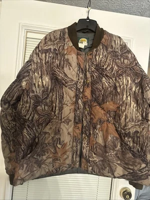 Vintage Men Cabela’s XL Puffy Jacket Shell 100% Polyester, 100% Down Filled - Image 1 of 4