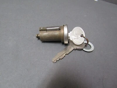 66 67 Mercury Comet trunk lock cylinder - Изображение 1 из 3