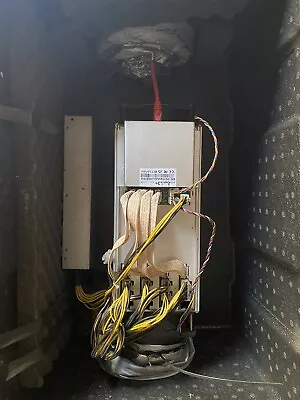 Bitmain ANTMINER L3+ con 504 MH/S Miner LITECOIN DOGECOIN. Buone condizioni. - Immagine 1 di 4