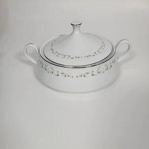 Cazuela cubierta Sheffield Fine China Elegance 502 tazón de verduras floral con - Imagen 1 de 7