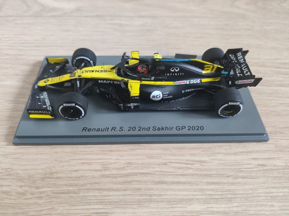 F1 Renault R.S.20, Esteban Ocon, 2nd Sakhir GP 2020, Spark, 1:43 - Image 1 of 4