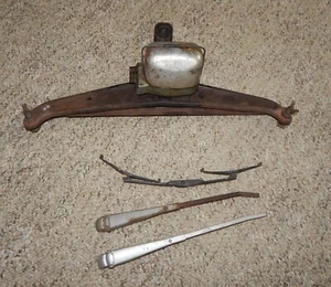 Vintage Volkswagen Wiper Motor Assembly Wiper Link 1964-1966 VW Bug 6 Volt - Picture 1 of 10