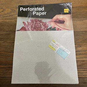 Yarn Tree Designs Perforated Paper for Cross Stitch Ivory 14ct 2 sheets 9x12 NEW - Picture 1 of 2