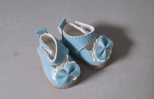 30mm LIGHT BLUE SHOES WITH BOW DETAIL & STRAP FASTENING FITS 17cm LABUBU - Picture 1 of 1