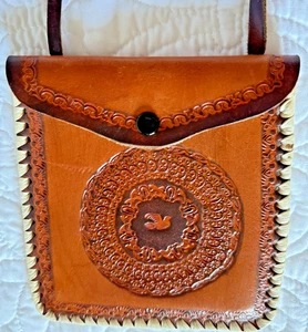 Ellen Tracy Hand Tooled Leather Crossbody Purse  Vintage  Snap  WhipStich Trim - Picture 1 of 11