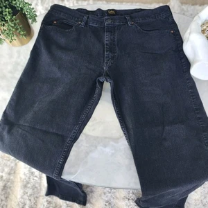 Lee Strechy Black Jean's Size 38 X 32 - Picture 1 of 4