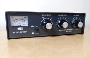 MFJ-924 ANTENNA TUNER, 440 MHZ w SWR/WATT METER - Afbeelding 1 van 6