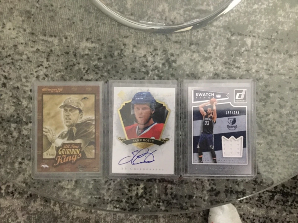 2002 John Elway Donruss All time Gridiron Kings insert 945/2000 - Image 1 of 1