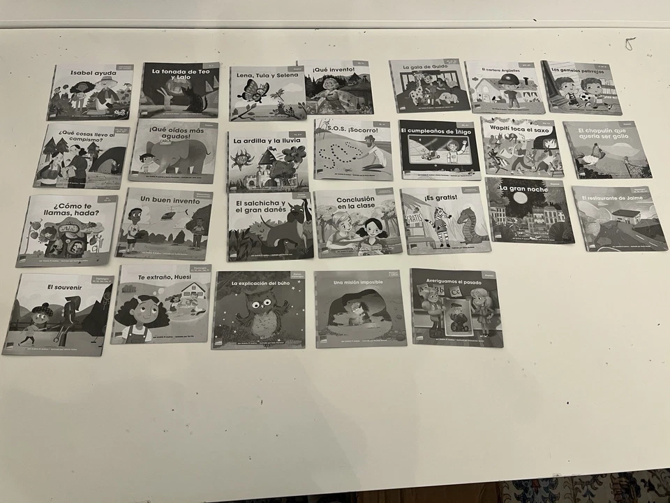 Benchmark Education Spanish Reading Phonics Mini Books Lot of 26ct 1st-4th grade - Image 1 of 4