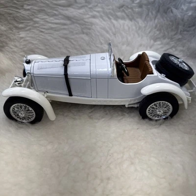 MERCEDES-BENZ SSK SSKL 1931 BLANCO BBURAGO 1:18 CAPÓ DE APERTURA Y RUEDAS ORIENTABLES Foto 1 de 4