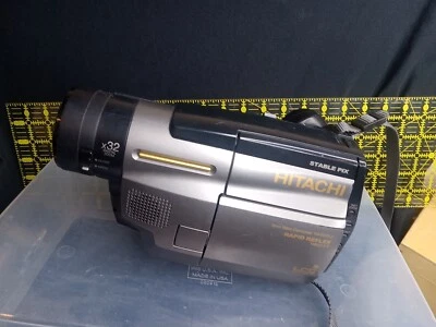 Hitachi VM-E635LA 8mm Video8 Camcorder VCR  - Image 1 of 4