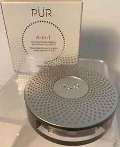 PUR 4-in-1 Pressed Mineral Makeup SPF15 Powder Foundation Light/Clair LN6New Box - Picture 1 of 4