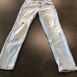 Girls Justice Jeans Size 14, Light Wash Girlfriend - Picture 1 of 14