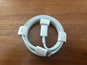 Apple 1m (3ft) Lightning to USB-C Charging Cable Cord - Genuine OEM - Picture 1 of 2