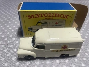 Ambulanza Scatola Matchbox Series - Foto 1 di 2