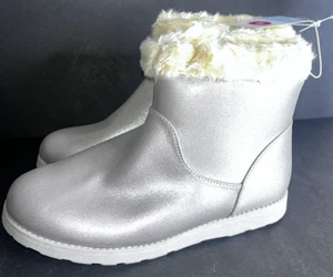 NEW W/TAG Cat & Jack Girls Boot Silver Sparkle Fuzzy Lined SIZE 5 Shoes - Picture 1 of 6