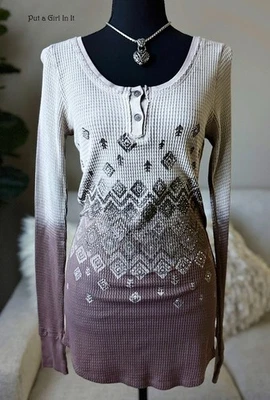 EE. UU. Nueva CAMISA VOCAL Mujer CRISTAL TOPO LUZ TÉRMICA BOTÓN BLING S Pequeña Y2K Foto 1 de 3