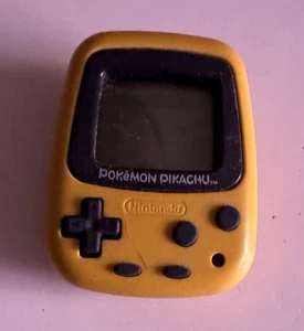 CONSOLE NINTENDO POCKET POKEMON PIKACHU GIOCO VERSIONE GIALLA ANIME FUNZIONANTE - Foto 1 di 2