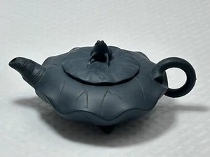 Marked China Yixing Zisha TEAL-BLUE teapot - carving frog Gold toad statue - Picture 1 of 11
