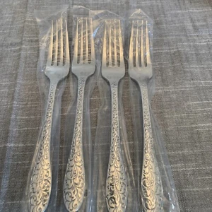 Set Of 4 Oneida Ivy Flourish Dinner Forks Flatware - Picture 1 of 8