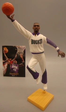 1997 LOOSE STARTING LINEUP SLU FIGURE VIN BAKER MILWAUKEE BUCKS Cover
