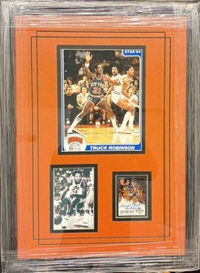Truck Robinson Knicks Hand Signed Auto Commemorative w-Card - Card Company Auth - Picture 1 of 1