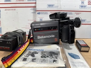 Sony BetaMovie Beta Max BMC 200 Camcorder mit Box Ladegerät 1 Akku & Trageriemen - Bild 1 von 14
