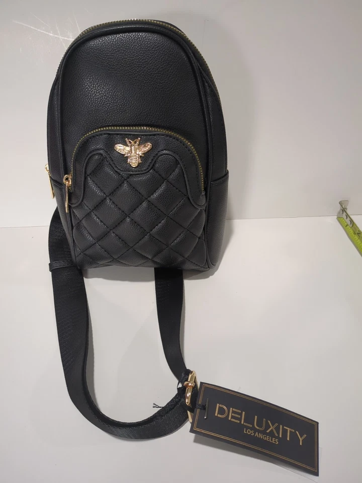 Deluxity Los Angeles Crossbody Bag Front Pouch With Tags Never Used  - Image 1 of 4
