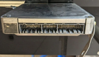 BMW 525i 1992 ECU ABS control mod parte # 34,52-1160419 0265103047 Foto 1 de 3