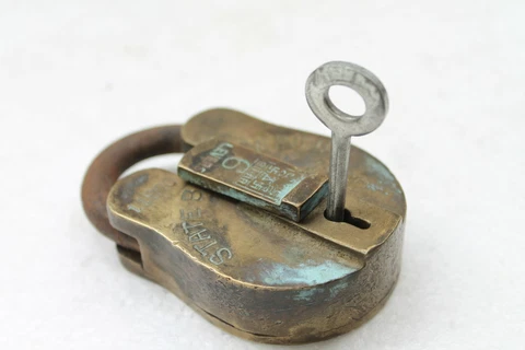 Antique Old Brass Solid 9 Lever State Bank Of India Pad Lock With Key NH2867 Cover