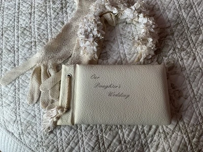 vintage 1960's wedding photo album. Daughters. - Image 1 of 4