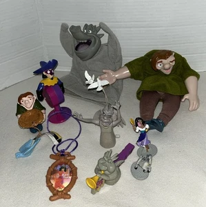Vintage 90’s Hunchback of Notre Dame Hand Puppets 9" Burger King + Figures - Bild 1 von 8