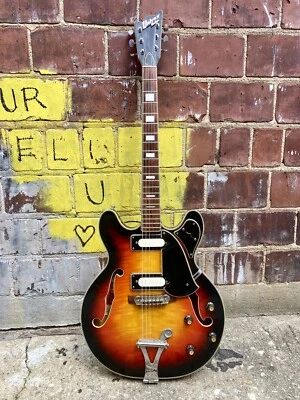 Guitarra Univox Custom 335 RARA Foto 1 de 4