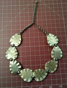 Vintage Etched Metal Leaf Pattern Adjustable Necklace - Picture 1 of 5