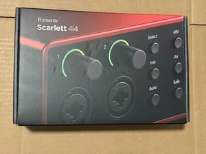 Focusrite Scarlett 4i4 4th Gen Studio Recording USB Audio Interface SEALED - Picture 1 of 2