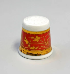 9988225-d Kämmer-Porzellan Fingerhut Blume Bordüre Ornament gold/rot 2,5x2,6cm - Picture 1 of 1