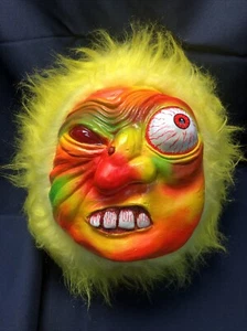 Amarillo Raro 16” Brilla en la Oscuridad Negro Luz Rudo Ralph 1986 Bootleg Mexicano - Imagen 1 de 12