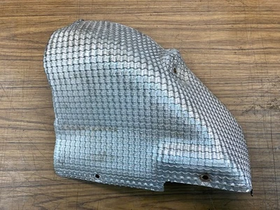 Заводской теплозащитный экран турбодвигателя Ford Falcon FG S2 XR6 - Изображение 1 из 2