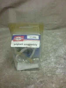 New Standard Motor Products 2 Wire Pigtail Assembly ET400 - Picture 1 of 3