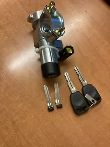 Land Rover Discovery 2 TD5 98 04 IGNITION LOCK with keys and Blank Blades x2 - Picture 1 of 4