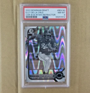 ELLY DE LA CRUZ 2022 Bowman Draft cromo blanco y negro refractor de ondas de rayos PSA 8 casi nuevo-como nuevo BDC80 - Imagen 1 de 1