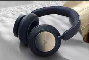 Bang & Olufsen Beoplay Portal Wireless Gaming Headphones - Navy PC/PS - Picture 1 of 1