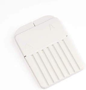 5 Packs 40 Cerustop Phonak Filters Wax Hearing Aid Filter Guard Traps New - Picture 1 of 12