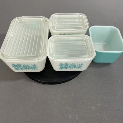 Vtg Pyrex Turquoise Amish Butterprint Refrigerator Dish Set of 4 +3 lids Rooster - Image 1 of 4