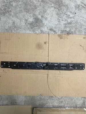 Original 1993 Mercedes 300D 2.5 Turbo Diesel Sunroof Transport Bridge. - Image 1 of 4