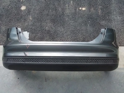 Parachoques trasero Ford Focus sedán granulado en negro balancines para 15-18 1133 Foto 1 de 4