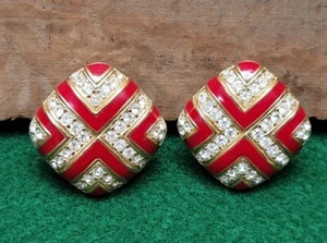 CINER VINTAGE CLIP-ON EARRINGS RED ENAMEL GOLD TONE RHINESTONE MODERNIST SIGNED - Picture 1 of 12