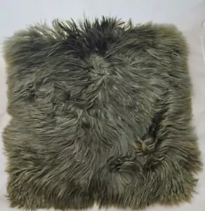 Cubierta de almohada oscura cuadrada de piel alpaca hecha a mano para bebé 16"" x 16"" Perú - Imagen 1 de 3