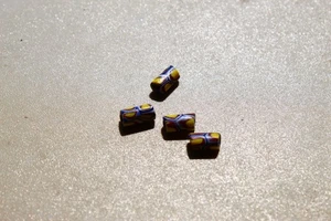 Authentic African trade beads, four antique Venelian Millefrori, yellow, - Picture 1 of 5
